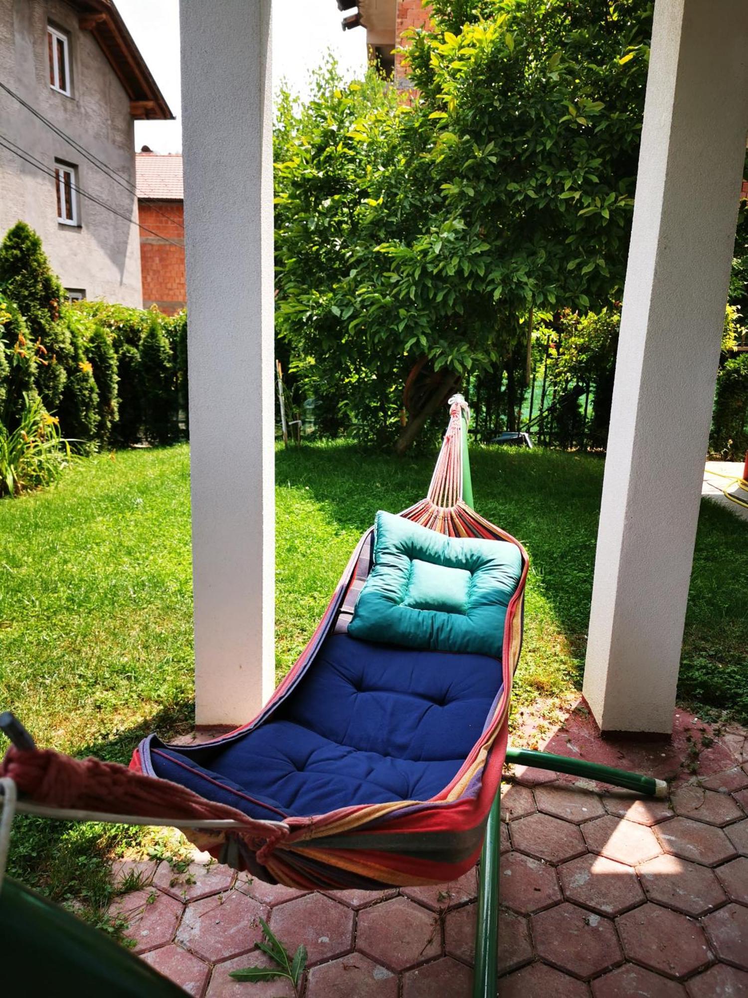 Rest & Recharge 4Bdr Apt- Free Parking, Ac & Garden SJJ Esterno foto