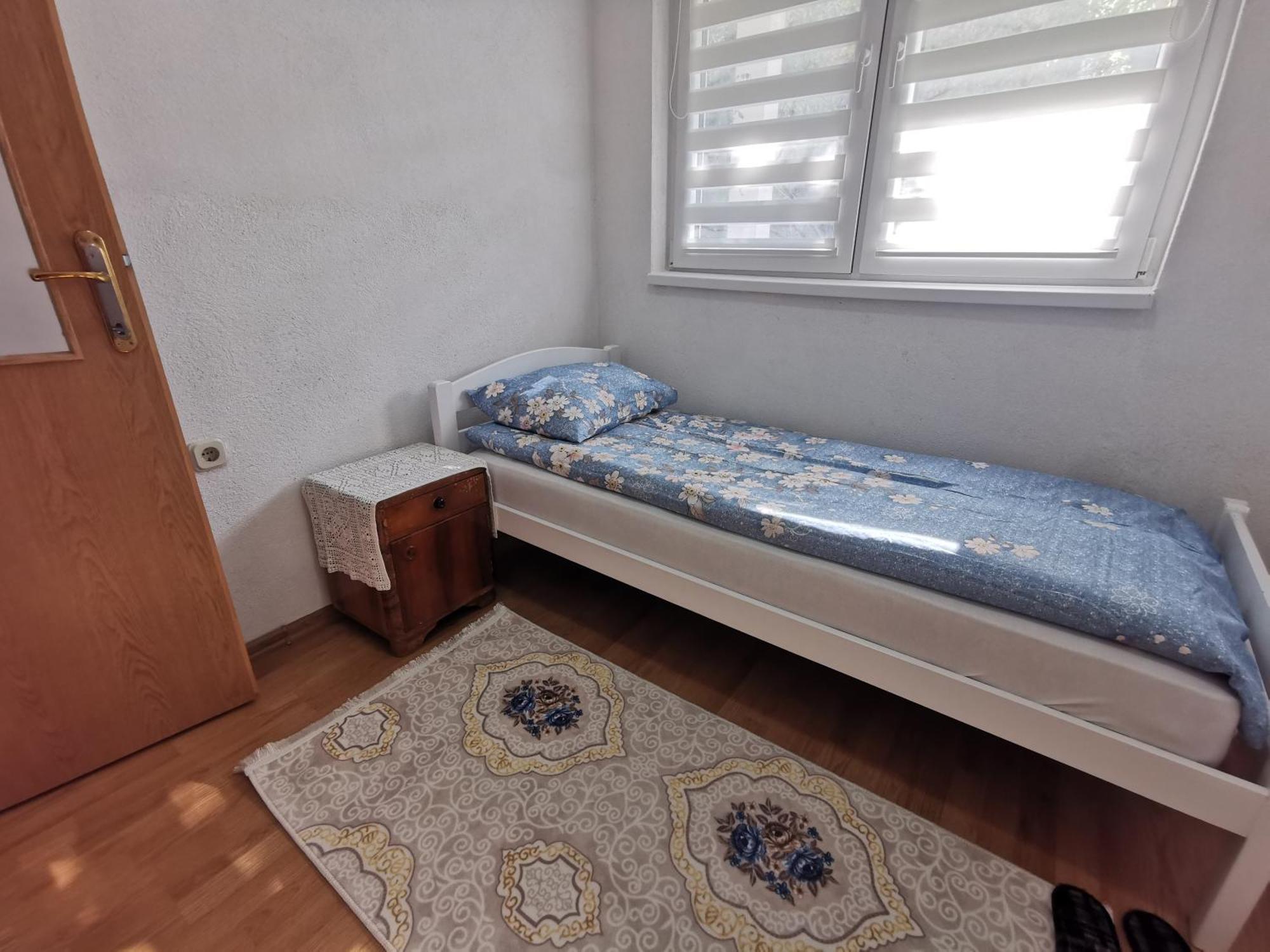 Rest & Recharge 4Bdr Apt- Free Parking, Ac & Garden SJJ Esterno foto